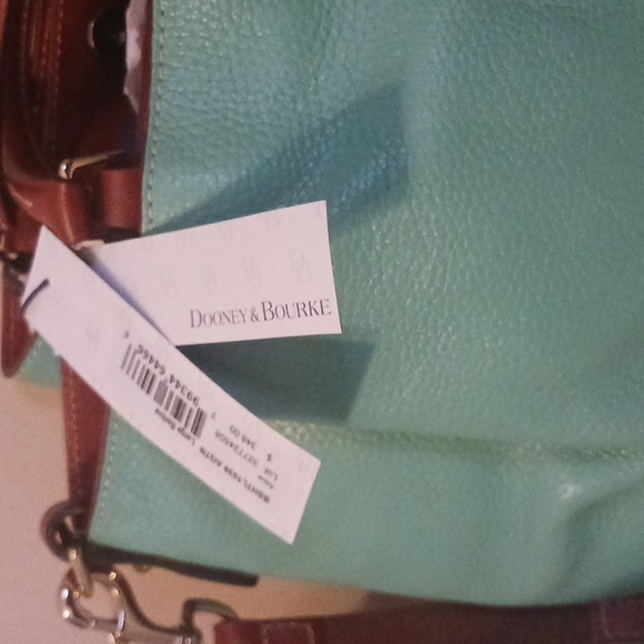 Dooney and Bourke LRG BARLOW SATCHEL - Picture 3 of 9